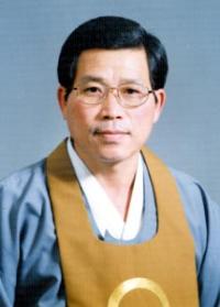 �� �� ���ұ� �߾ӱ�����