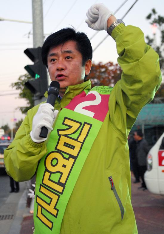 �ͻ�ù��� ���� ȥ���� ���ϰڽ��ϴ�. 