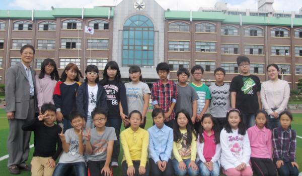 ���������� ������ 22���� �̸������� �л���� �ֱ��� ����(���� �ǳ�), ������ ��������(������ ��).