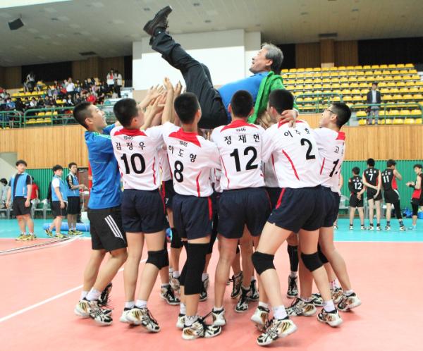 '���弱���� �����մϴ�'