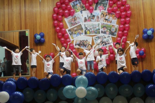 �̸������ʵ��б��� ���������� �̺�Ʈ ������� ''���۽�Ÿ ����''�̶�� ��縦 ������ ������ ���� �ִ�.