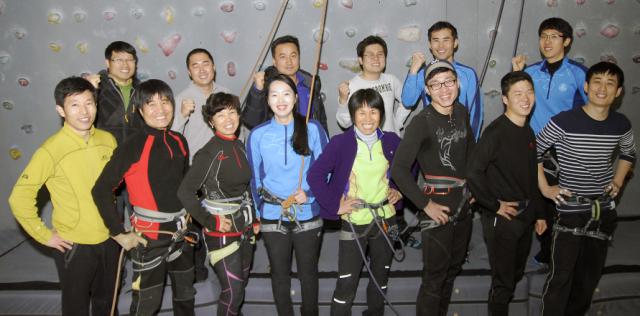 ���� ���ʺ��� �ð�ݴ�������� ������, ������, ������, ������, �Կ��� ������, �ȿձ�, ���ȣ, ������, ������, ������, ������, ������, ��ö��, �̱���.