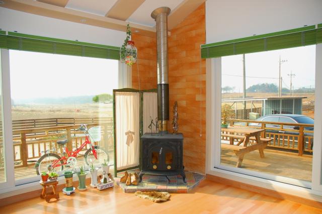 ���� �����δ� ������ �����ϰ� ������� ���´�.