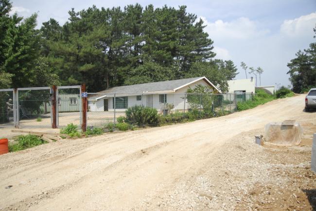 ���� ���� ����� ���� ������� �������� �ô޸��� �ִ� ȫ ���� ����. 