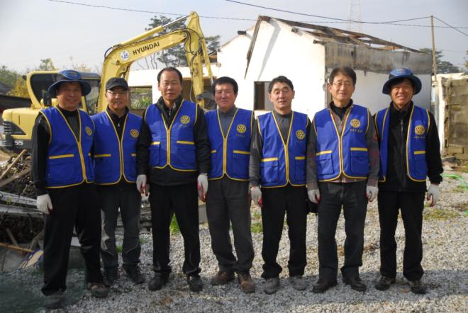 10�� 27�� ���� ù�� ��ħ 8�ú��� �������� �긮�� �ִ� ���̸���Ÿ��Ŭ�� ȸ����.