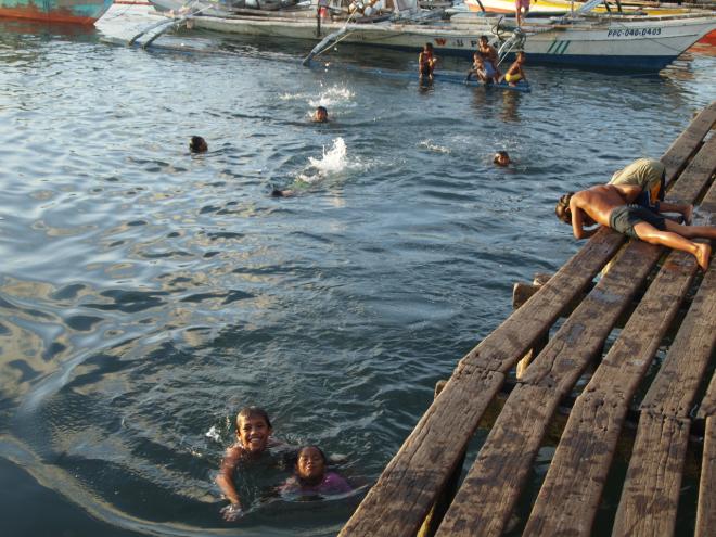 Ǫ������Ǫ�����翡 �ִ� ���󰡿����� ������ �ϴ� ���̵�2