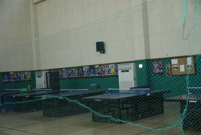 ȯǳ�� �ٷ� �Ʒ����� Ź������ �־� ���� ����ġ�� ��� ���� ���Ѵ�. 