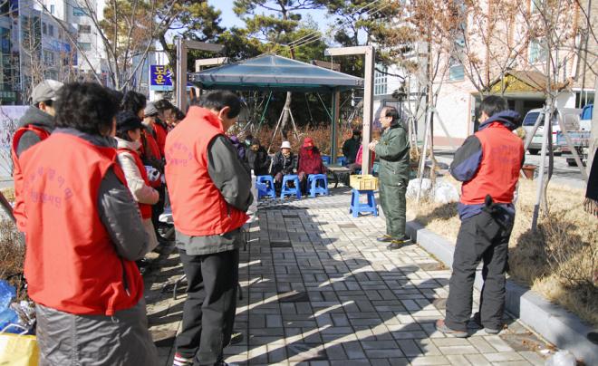 �޽Ŀ� �ռ� ��û�� ���(������)�� �⵵�� �ϰ� �ִ�.