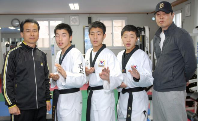 ���ʺ��� �ڼ��� �������� �� ����(48), 1�г� �����������رԡ�������(16), ������ ��ġ(35).