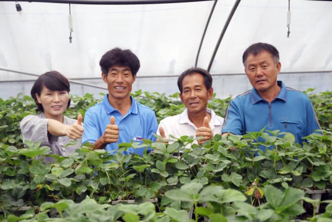 �ͻ���⿬��ȸ 2�� �����. ���ʺ��� �ڹ��� ��ȸ��, ������ ��ȸ��, ����ȯ ȸ��, ������ �繫����.