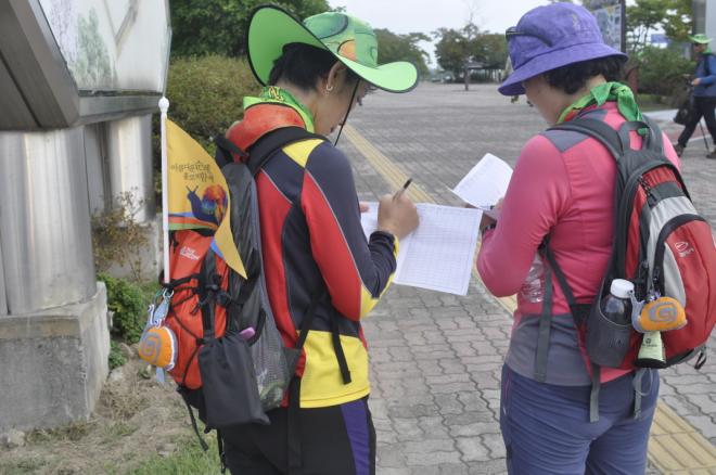 ���ʱ� ��4������ ������ �����ڵ��� ����� ������ ����ϰ� �ִ�.