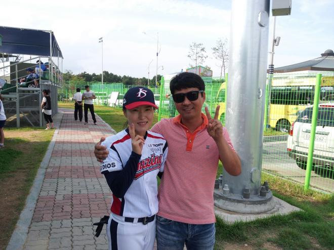 �߱����� �� �츲�� ���þ� �ϸ鼭 ���� ���ͼ��� Ȱ���ϰ� �ִ� ������ �ѹ�(����)