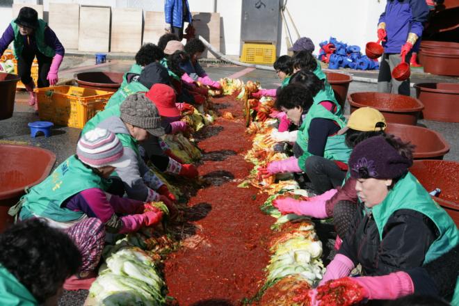 �������������ͻ������ȸ�� �ͻ�û������γ�ȸ�� 21�� �Ⱥ�������忡�� ������ �ϰ� �ִ�.