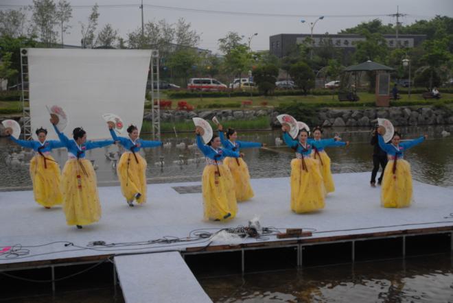 �м��뿡 ���õ� Ư�����뿡�� ���� ��ä�� ������ �������� �� �󼳰����� ����ǰ� �ִ�. 