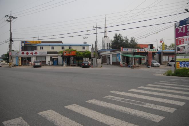 �̸����� ������ ������� ������ �ش� �Ǵ� �ݸ��� ����� �̸����� �� �󰡵�.