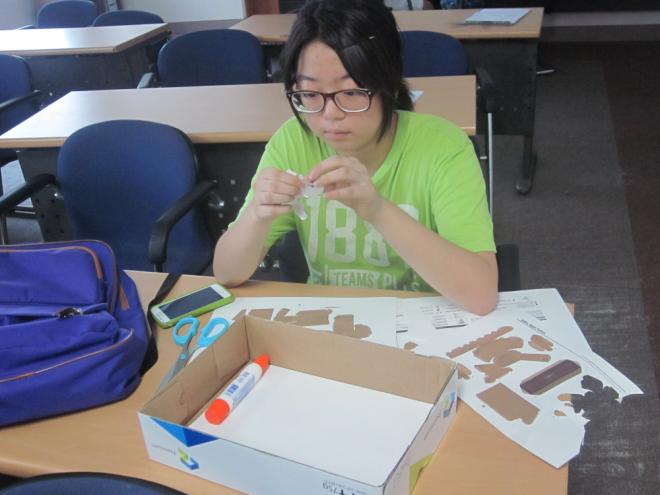 ��ȭ�׸���� �ձ⵵ ���α׷��� �����ϰ� �ִ� ���Ͽ��� ��ä�� ��