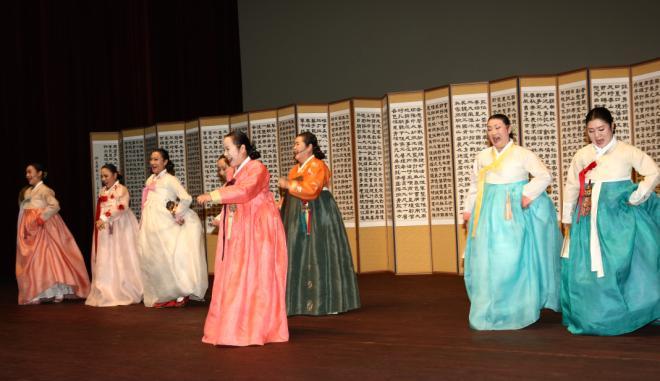 ��12ȸ �ͻ� ���� �ǼҸ� �濬��ȸ ����